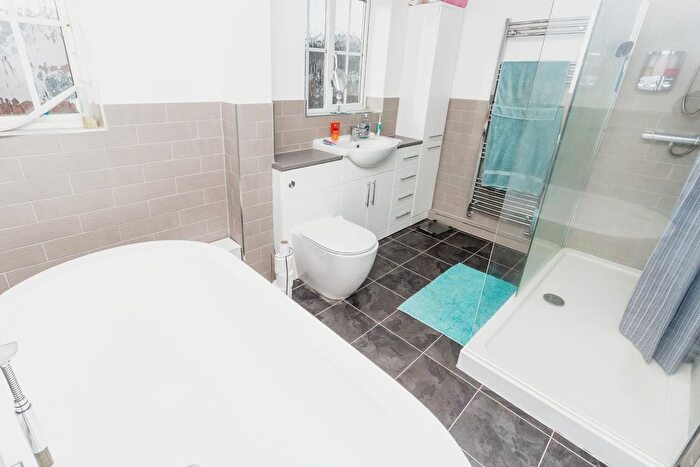 3 Bedroom Detached House For Sale In Brockford Glade, Telford, Shropshire, TF1