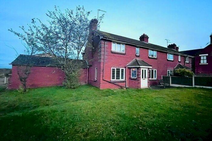 3 Bedroom Property To Rent In Brereton Road, Rugeley, WS15