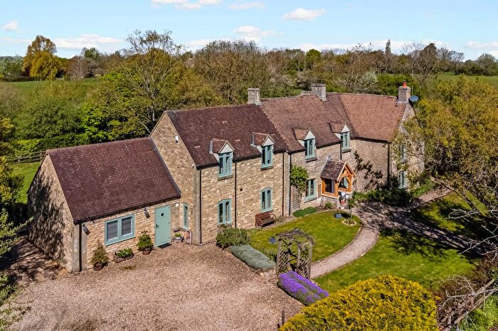 4 Bedroom Detached House For Sale In Minety, Malmesbury, Wiltshire, SN16