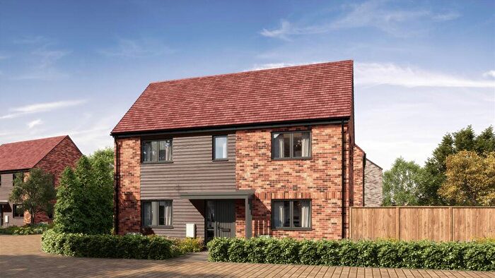 3 Bedroom Detached House For Sale In Fourfields, Rosedale Way, Cheshunt, EN7