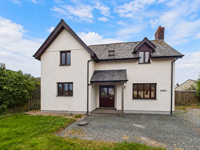 3 Bedroom Detached House For Sale In Shebbear, Beaworthy, EX21