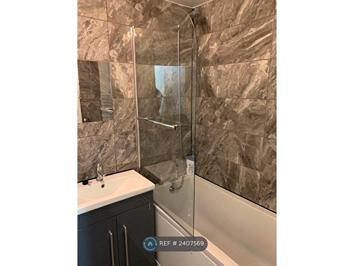 2 Bedroom Flat To Rent In Eastfield Road, Enfield, EN3