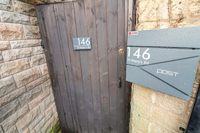 1 Bedroom Flat To Rent In St Marys Road, Glossop, SK13