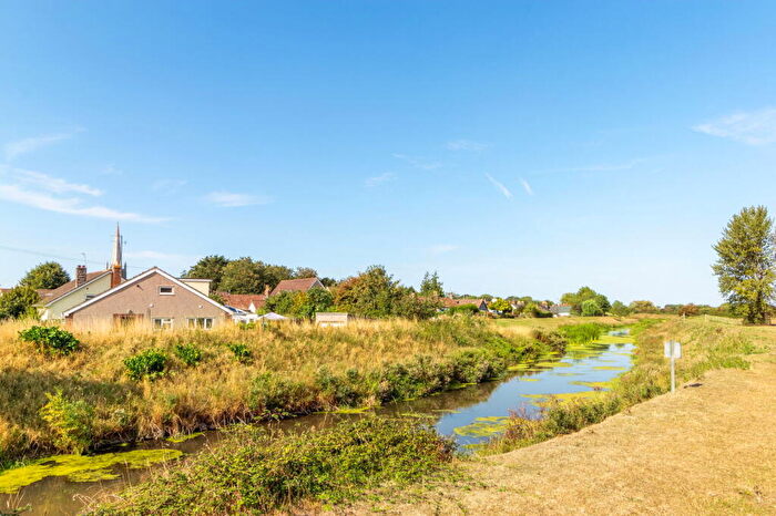 2 Bedroom Semi-Detached Bungalow For Sale In Bristol Road, Congresbury, BS49