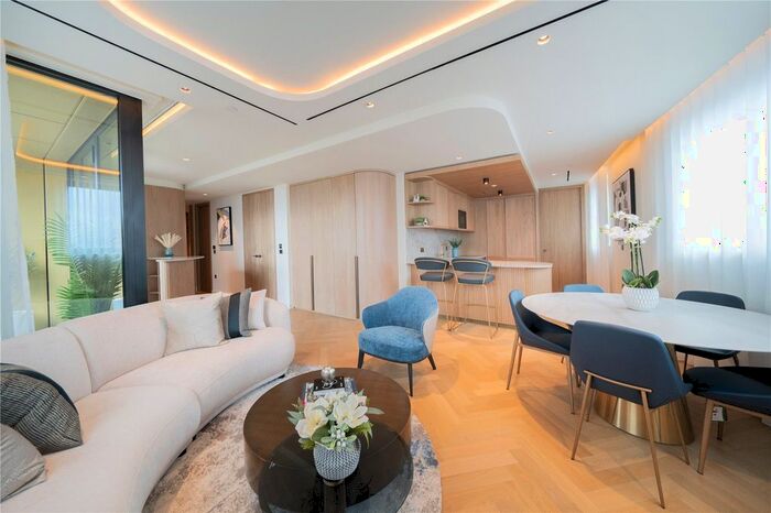 3 Bedroom Flat To Rent In Fareham Street, London, W1F