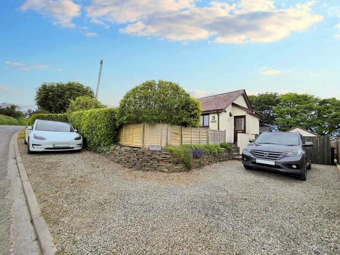 3 Bedroom Bungalow For Sale In Canworthy Water, Launceston, PL15