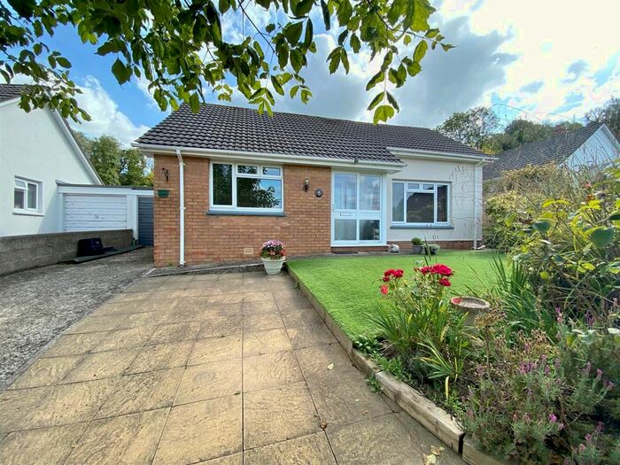 4 Bedroom Detached Bungalow For Sale In The Orchards, Swimbridge, Barnstaple, EX32