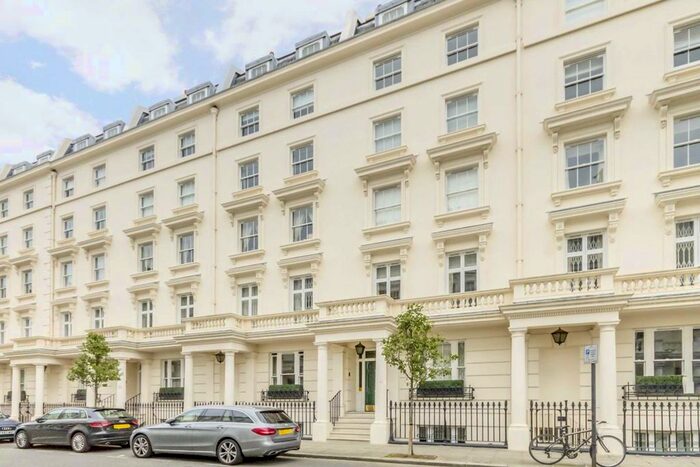 2 Bedroom Property To Rent In Gloucester Street, London, SW1V