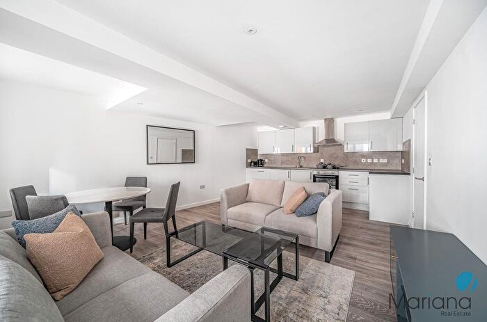 2 Bedroom Flat To Rent In Cheltenham House, Clare Street, Bristol, BS1
