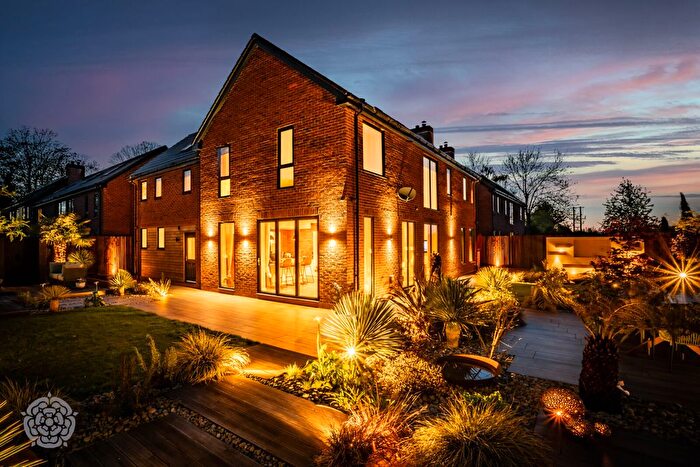 5 Bedroom Detached House For Sale In Culcheth Hall Drive, Culcheth, Warrington, Cheshire, WA3