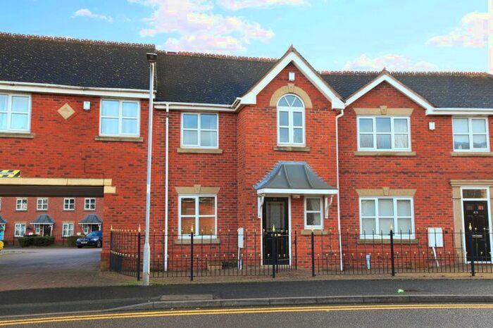 3 Bedroom Terraced House To Rent In Gatcombe Way, Priorslee, Telford, TF2