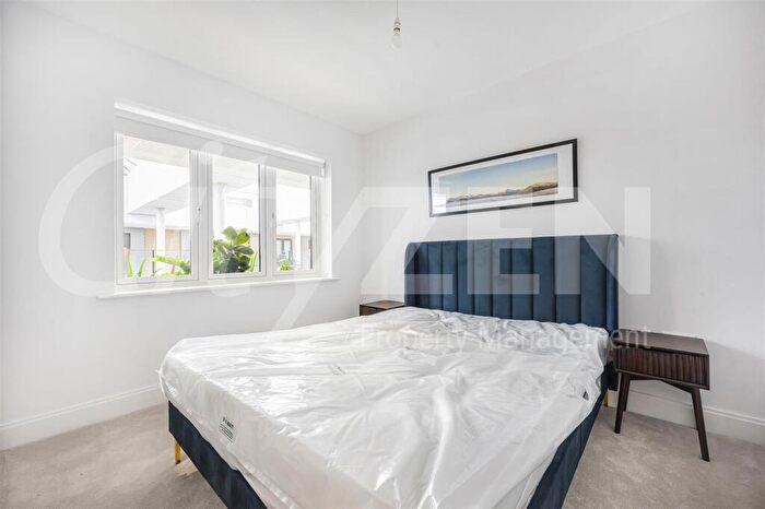 1 Bedroom Flat To Rent In Memorial Avenue, Slough, SL1