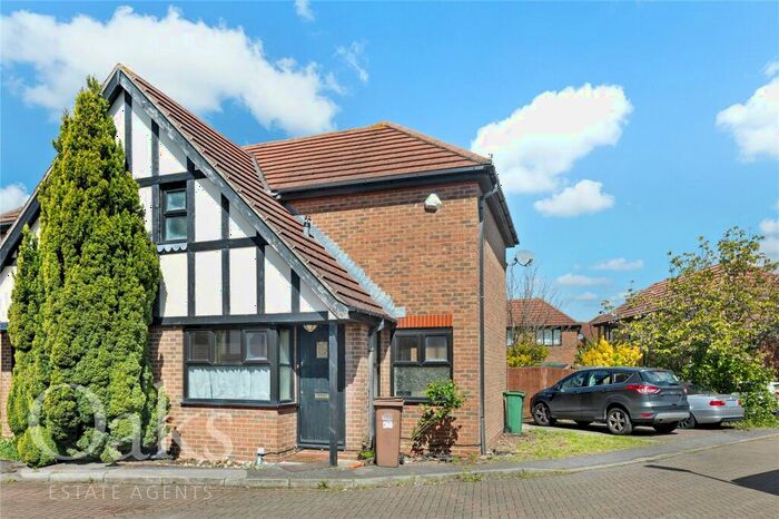 2 Bedroom End Of Terrace House To Rent In Cinnamon Close, Croydon, CR0