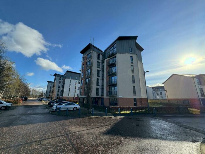 2 Bedroom Flat To Rent In Haughview Terrace Glasgow, G5