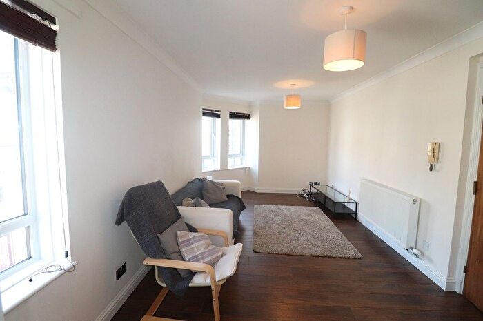 1 Bedroom Flat To Rent In Ashvale Court, Aberdeen, AB10
