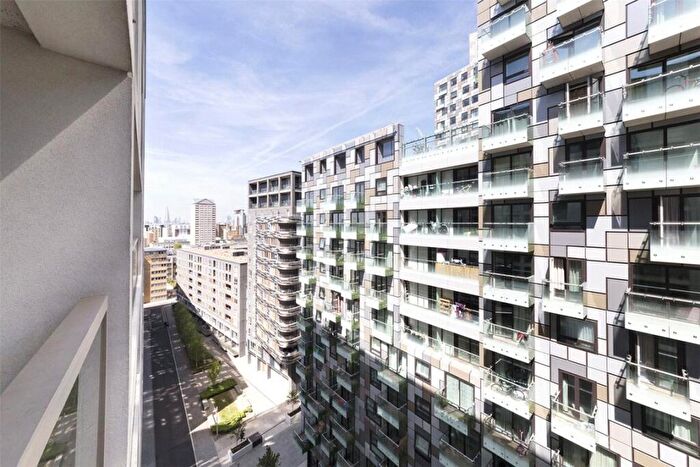 1 Bedroom Flat For Sale In Cobalt Point, Canary Wharf, E14
