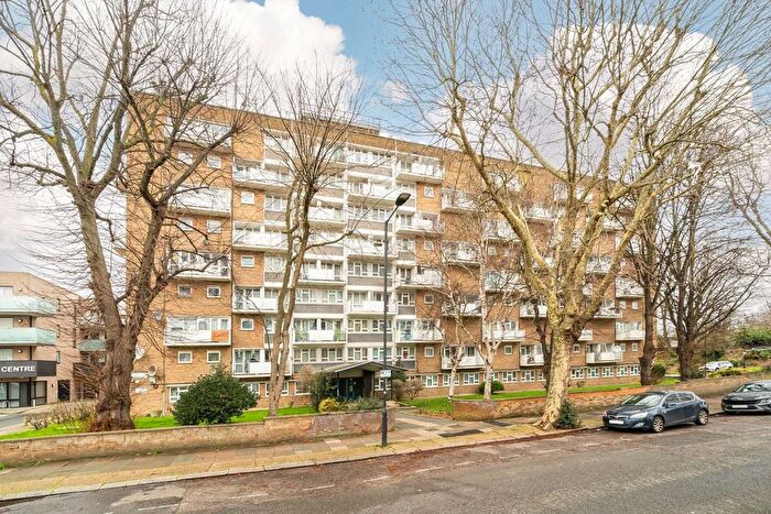 2 Bedroom Flat For Sale In Mapes House, Queen's Park, NW6