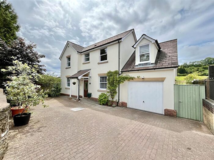 4 Bedroom Detached House For Sale In Grange Lane, Littledean, Forest Of Dean, GL14