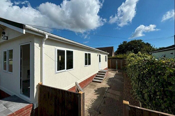 2 Bedroom Park Home For Sale In Two Bed Residential Tingdene Home, Norfolk Broads Country Park, Potter Heigham, Great Yarmouth, Norfolk, NR29