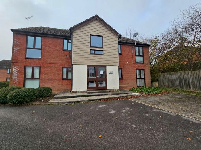 1 Bedroom Flat To Rent In St. Michaels Avenue, Yeovil, BA21