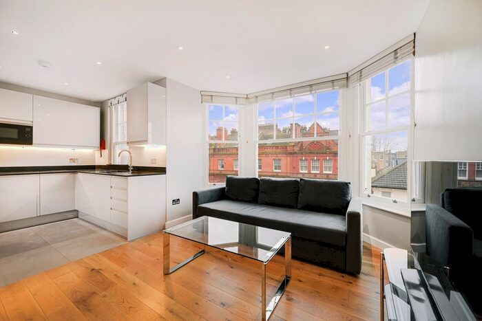 2 Bedroom Flat To Rent In Earls Court Road, Earls Court, SW5