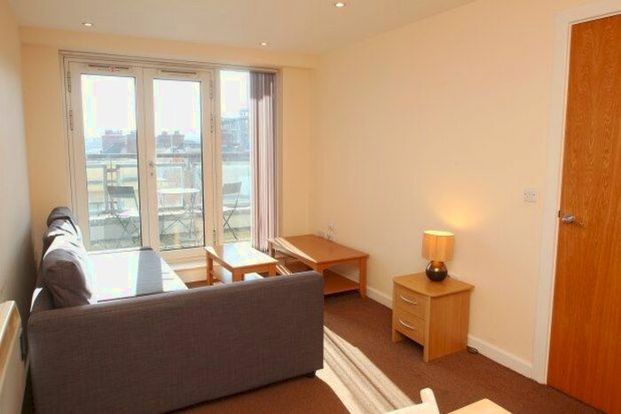 2 Bedroom Flat To Rent In Waterloo Square, Newcastle Upon Tyne, NE1