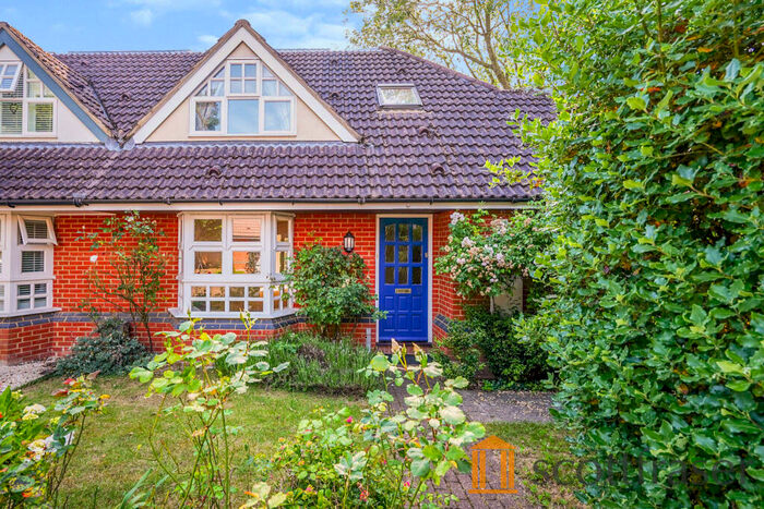 3 Bedroom Semi-Detached House To Rent In Grimbly Place, Summertown, OX2