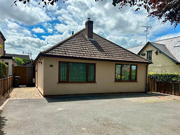 2 Bedroom Bungalow For Sale In Kings Acre Road, Hereford, HR4