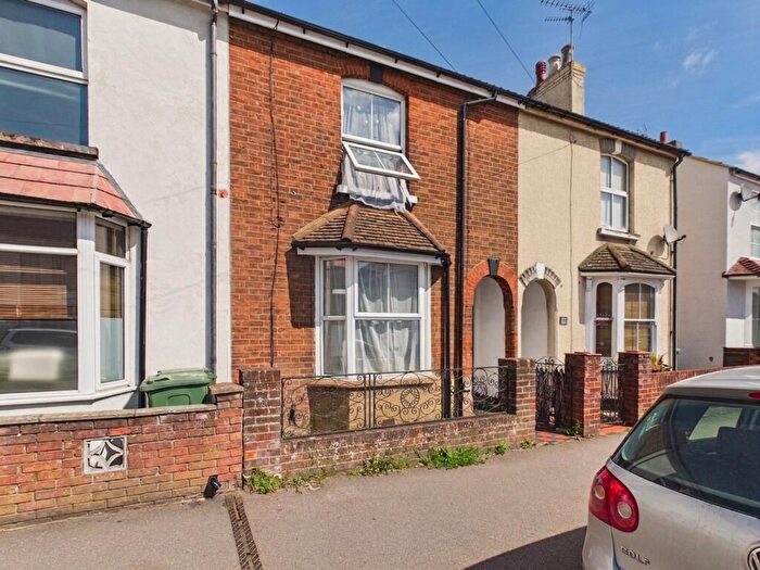 2 Bedroom Property For Sale In Cambridge Street, Aylesbury, HP20