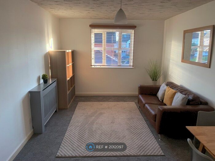 2 Bedroom Flat To Rent In Mill Bridge Place, Uxbridge, UB8
