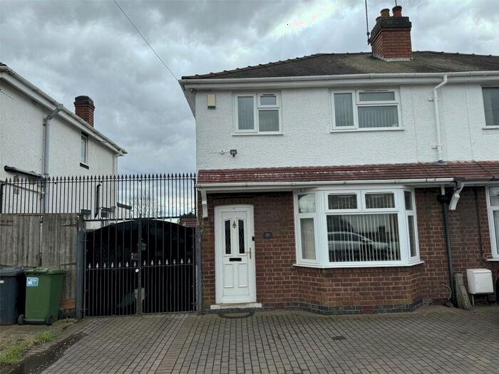 3 Bedroom Semi-Detached House To Rent In Goodyers End Lane, Bedworth, Warwickshire, CV12