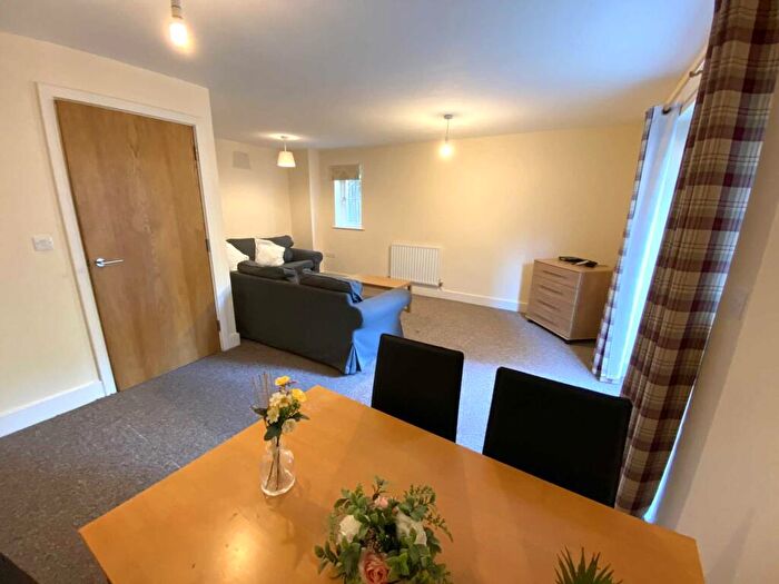 4 Bedroom Town House To Rent In Flagstaff Court, Canterbury, CT1
