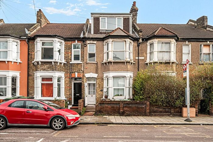 5 Bedroom Terraced House For Sale In Trundleys Road, London, SE8