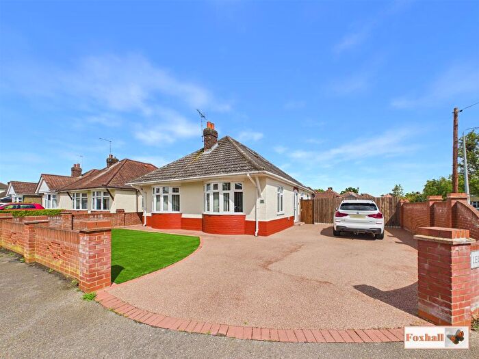 2 Bedroom Detached Bungalow For Sale In Lee Road, Ipswich, IP3