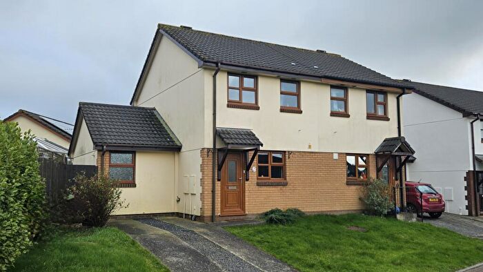 2 Bedroom Semi Detached House To Rent In Oakwell Close, Great Torrington, Devon, EX38