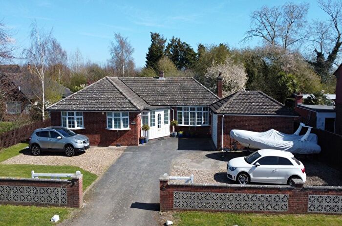 3 Bedroom Bungalow For Sale In Dawes Lane, West Mersea, Colchester, CO5