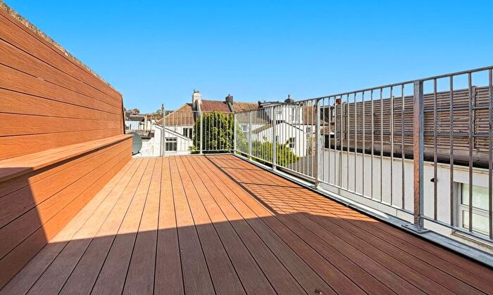 3 Bedroom Maisonette To Rent In Portland Road, Hove, East Sussex, BN3