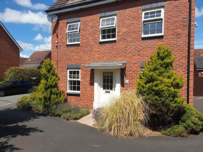 5 Bedroom Detached House To Rent In Hawksey Drive, Stapeley, Nantwich, CW5