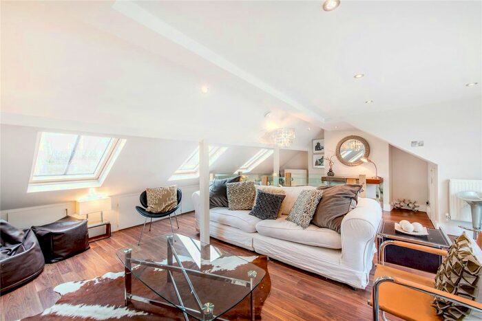 4 Bedroom Flat To Rent In Lambrook Terrace, Fulham, London, SW6