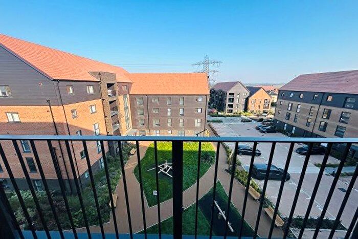 2 Bedroom Flat To Rent In Rixson Road, Swanscombe, DA10