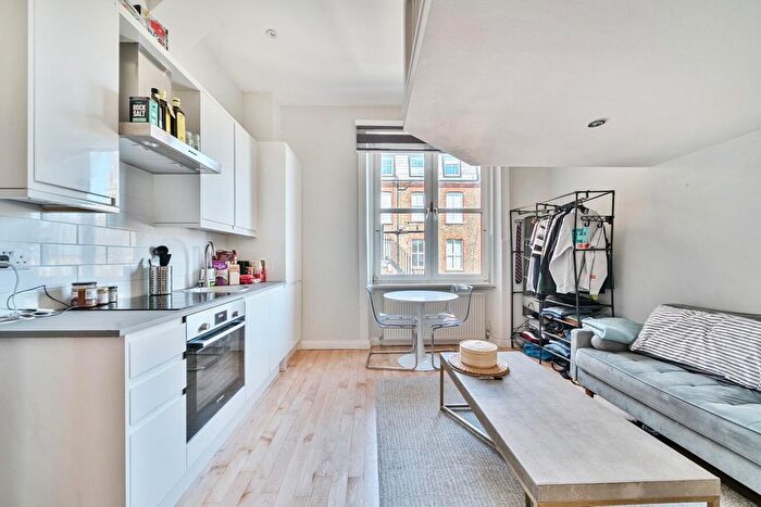 1 Bedroom Flat For Sale In Palace Court, Bayswater, London, W2