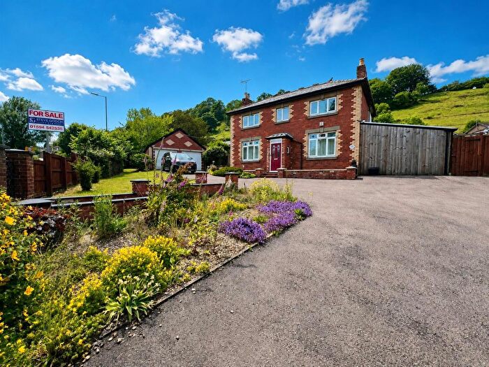 3 Bedroom Detached House For Sale In New Road, Mitcheldean, GL17