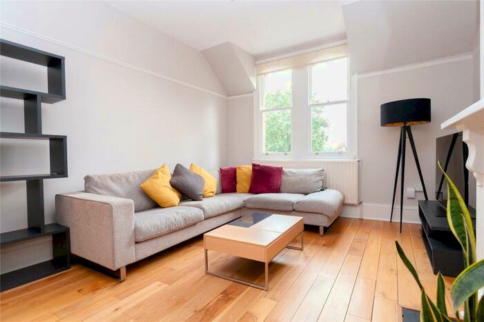 2 Bedroom Flat To Rent In Baalbec Road, Highbury, London, N5