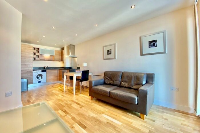 1 Bedroom Apartment To Rent In Cartier House, The Boulevard, Leeds, LS10