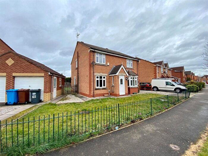 2 Bedroom Semi-Detached House To Rent In Lindengate Avenue, Rockford Green, Hull, East Yorkshire, HU7