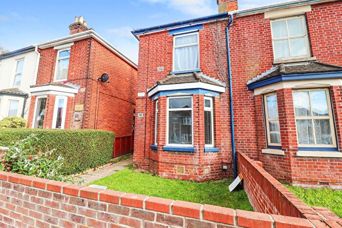 3 Bedroom Semi-detached House To Rent In St. Monica Road, Southampton, SO19