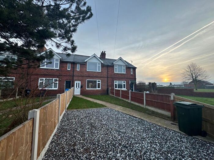 3 Bedroom House To Rent In South Street, Thurcroft, Rotherham, S66