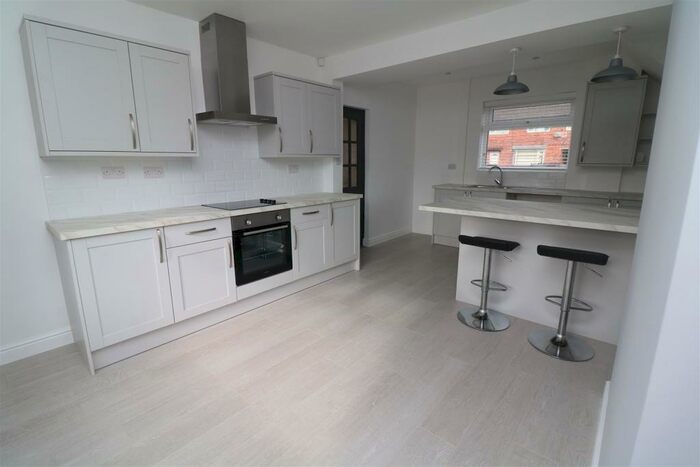 3 Bedroom Semi-Detached House To Rent In Pear Tree Avenue, Bramley, Rotherham, S66