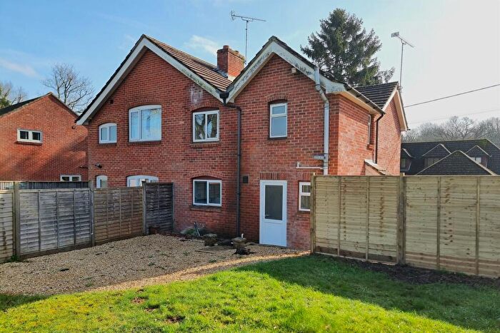 2 Bedroom Semi Detached House To Rent In Awbridge, SO51