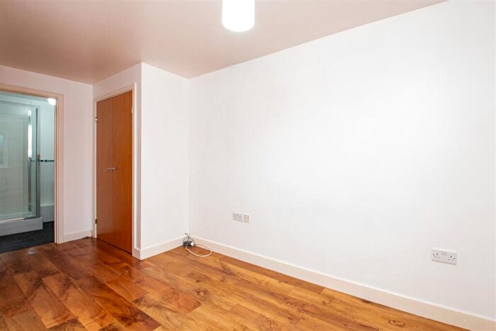 2 Bedroom Apartment To Rent In Swanwick Lane, Broughton, Milton Keynes, MK10